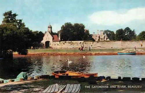 Sailing & navigation themed postcard UK Beaulieu gatehouse and river boat