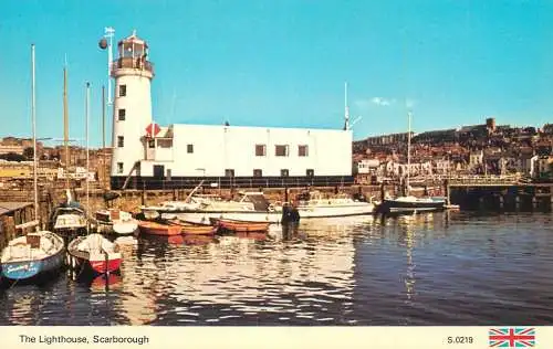 Sailing & navigation themed postcard UK Scarborough lighthouse rowboat