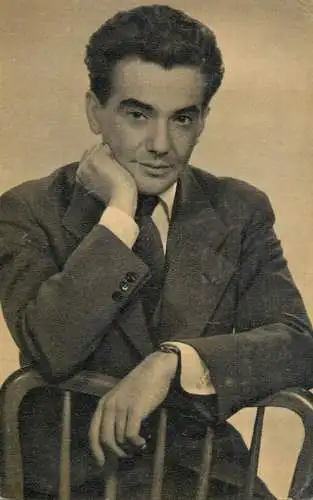 Actor Gabor Miklos