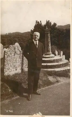 Photograph social history elegance man in nature relics roman column