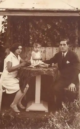 Photograph social history couple elegance family baby