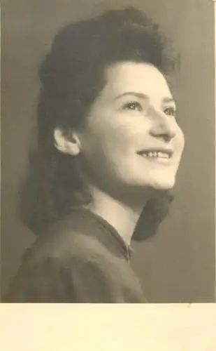 Photograph social history woman coiffure Ella Romania