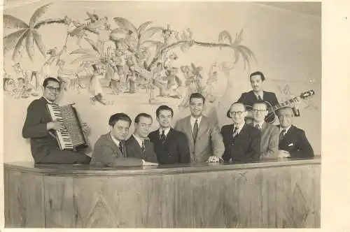 Curt-Ewald Bock and his orchestra "400 Mess" C C G priv.: Berlin-Charl. 29 Sybelstreet
