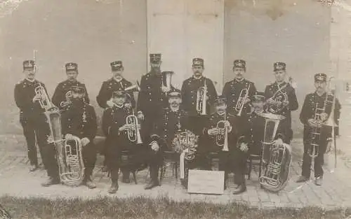 Swiss military musical band 1909