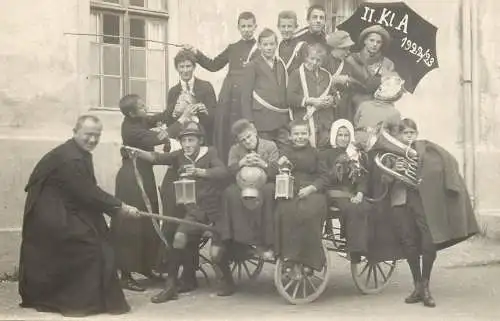 School prom souvenir photo postcard 1922/23