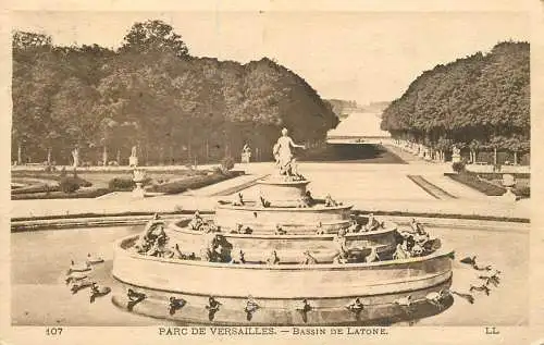 Postcard France Versailles castle Bassin de Latone