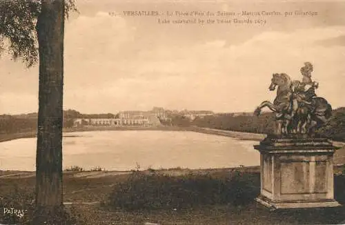 Postcard France Versailles lake and statue