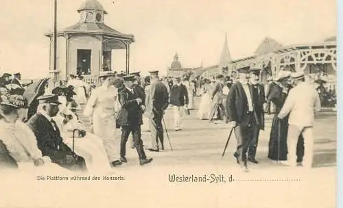 schöne alte Ansichtskarte aus Westerland auf Sylt dia Plattform wahrend des Konzerts