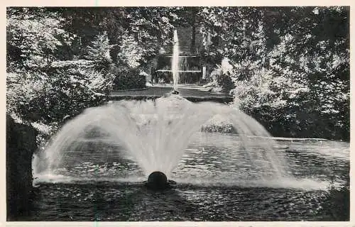 Postcard Belgium jardins francais Chateau d'Annevoie