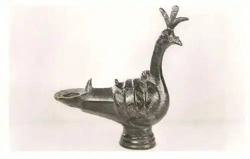 Romisch-Germanisches Zentral Museum Mainz Cristiliche Bronzelampe in der Gestalt eines Pfaues