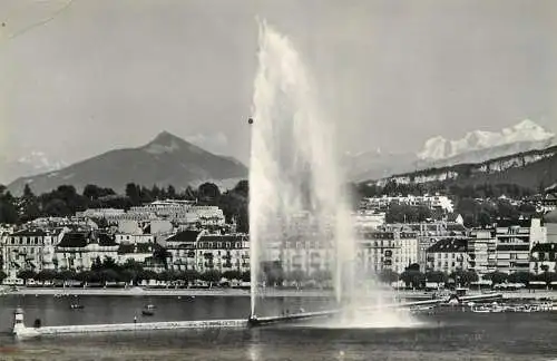 Switzerland Geneve Le Jet d'Eau et Mont Blanc
