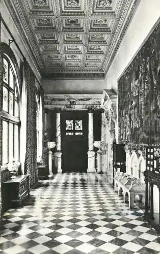 Romania Sinaia Muzeul Peles - Sala de marmura