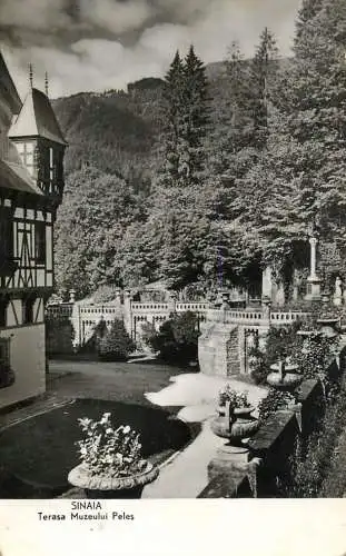 Romania vedere din Sinaia Muzeul "Peles" - terasa