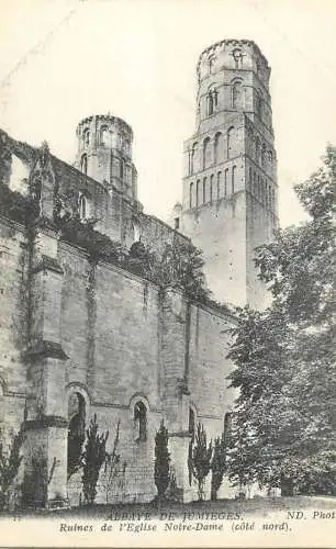 France Abbaye de Jumiegs Ruines de l'Eglise Notre Dame