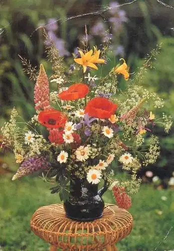 Postard holiday field flower basket