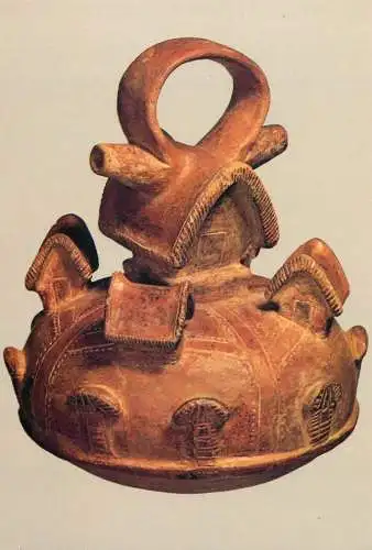 Postcard fine arts sculpture statue pottery calima alcarraza museo del Oro Bogota