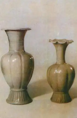 Postcard fine arts vase Melonenformige