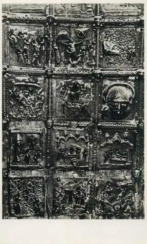 Italy Verona Porta di bronzo Chiesa di S. Zeno