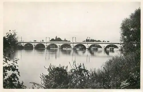 France Libourne (Gironde) - Pont du chemin de fer sur la Dordogne