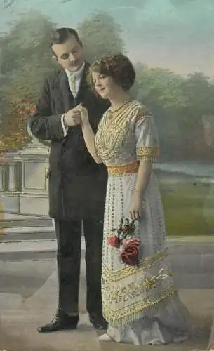 Postcard fancy card couple elegance dress coiffure