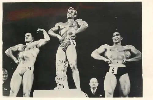 Bodybuilding contest champs instant photography Romania