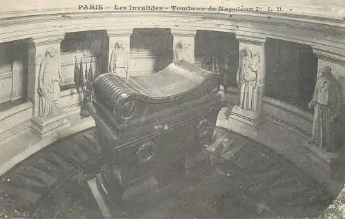 France Paris les Invalides tombeau de Napoleon