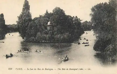 France Paris le lac de Boulogne