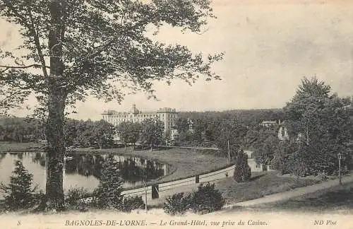 Postcard France Bagnoles de l'Orne le Grand Hotel casino