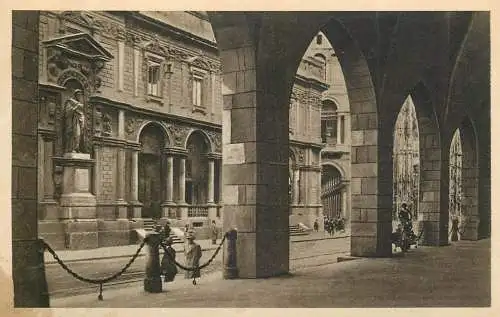 Italy Milano Via Mercanti Portici Palazzo della Ragione