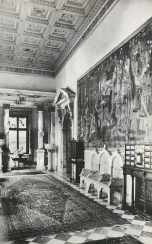 Romania Sinaia Muzeul Peles sala de marmura