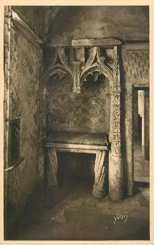 France Chateaux de la Loire Chateau de Loches Oratoire d'Anne de Bretagne