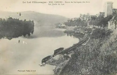France Lot Pittoresque Bords du Lot Cahors Route de Laroques des Arcs