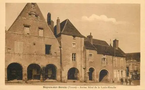 France Noyers-sur-Serein (Yonne) Ancien Hotel de la Croix-Blanche