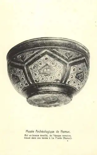 Belgium Musee Archeologique de Namur Bol romaine en bronze emaille