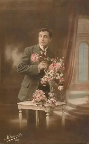 Elegant fancy man romantic lover greetings postcard bouquet moustache 1920 table