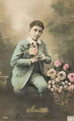 Elegant fancy man romantic lover greetings postcard souvenir young amitie