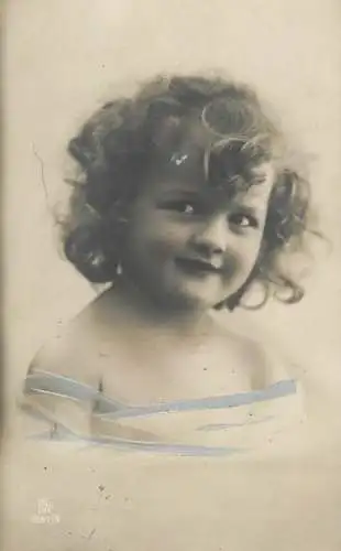 Postcard fancy card baby and coiffure