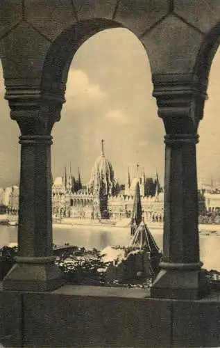 Hungary Budapest latkep a Halaszbastyarol