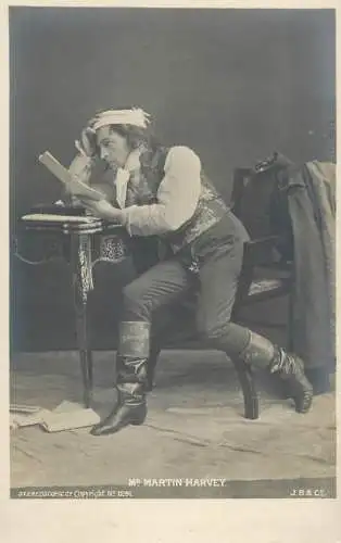 Theatre postcard Mr. Martin Harvey