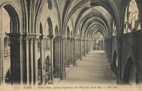 France Paris Notre Dame Galerie Superieure des Bas Cotes de la Nef