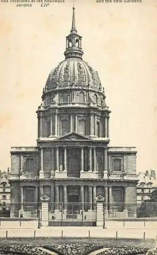 France Paris Dome des Invalides & les nouveaux Jardins