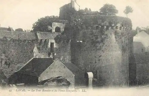 France Laval (Mayenne) La Tour Renaise & Vieux Remparts