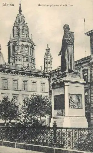 Germany Mainz Gutenbergdenkmal mit Dom