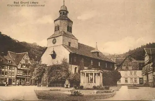 Germany Bad Grund im Harz Kirkchplatz mit Ehrendenkmal