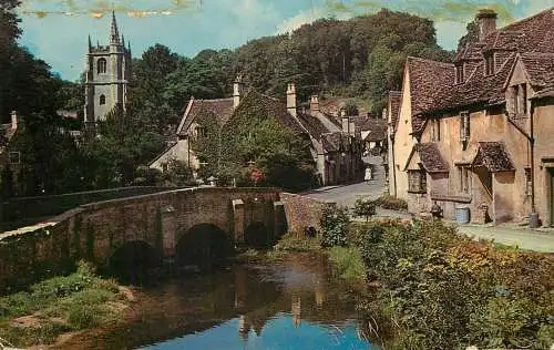 England Castle Combe - the bridge