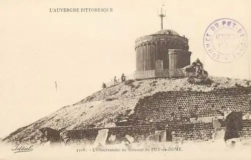 France l'Auvergne l'observatoire au sommet du Puy de Dome