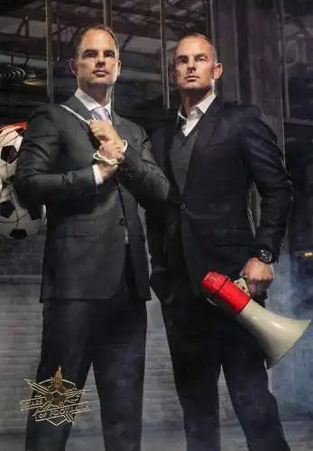 Stars of football pictorial card printed signature #22 Ronald en Frank de Boer