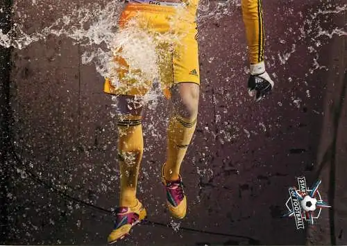 Stars of football pictorial card printed signature #9 Maarten Stekelenburg