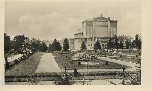 Hungary Kaposvar Parkreszlet a szinhazzal