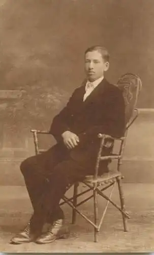 Man portrait souvenir photo